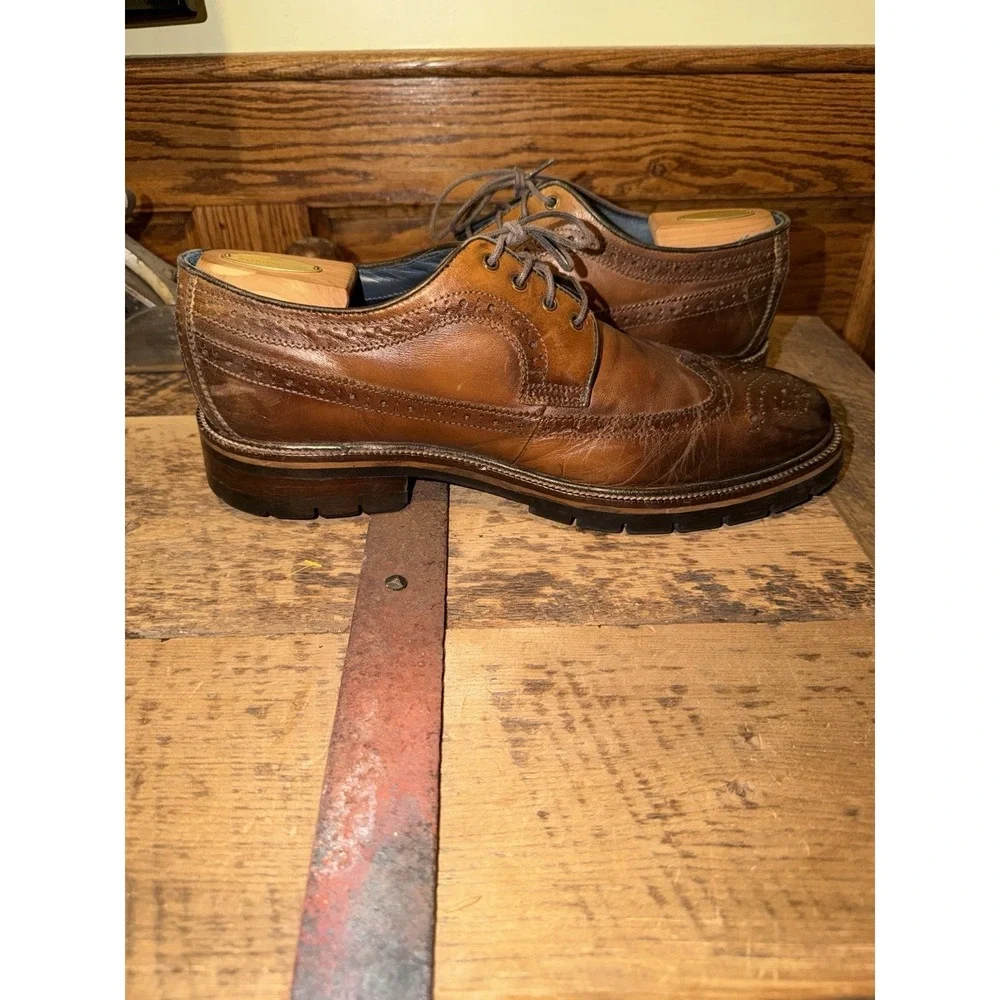 Johnston & Murphy XC Flex Wingtip Oxford Mens 11M Sheep Leather Brogue Lug Sole